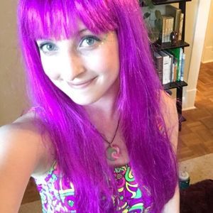 Meet your Posher, Casey